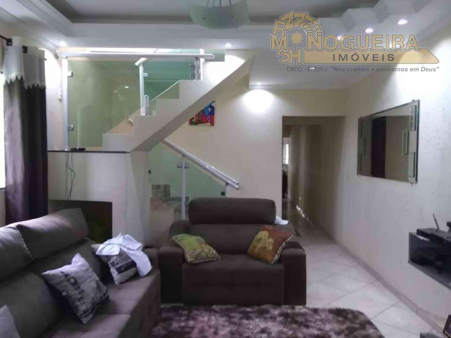 Sobrado a venda no Pq. Santos Dumont REF 4190