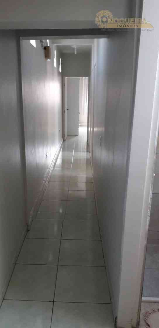 Sobrado 3 Dormitórios  - Soberana