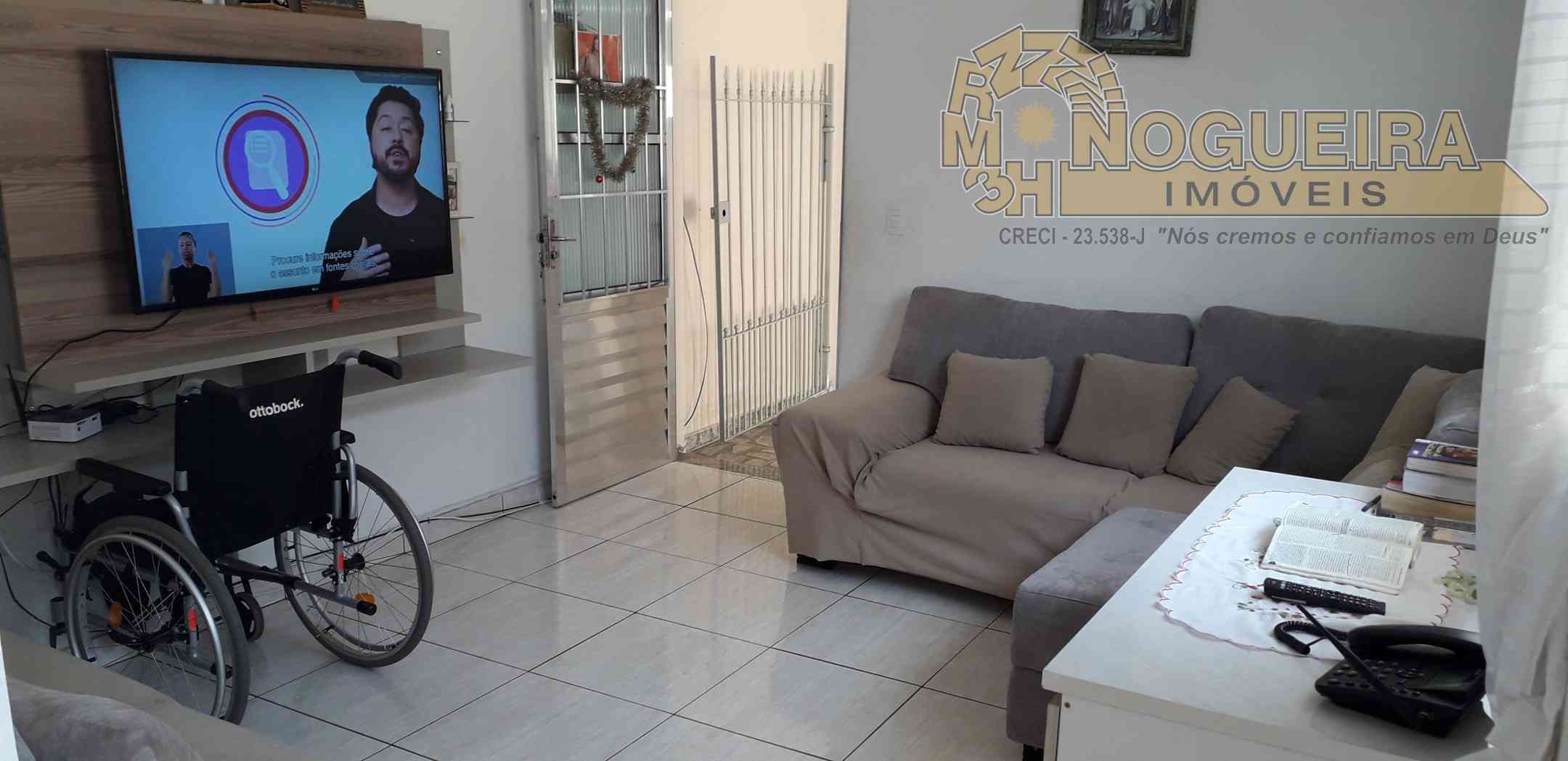 Sobrado 3 Dormitórios  - Soberana