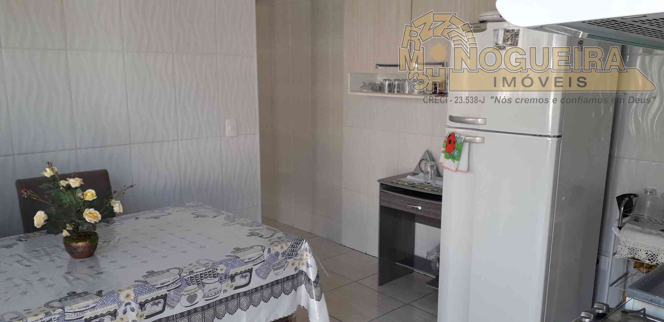 Sobrado 3 Dormitórios  - Soberana