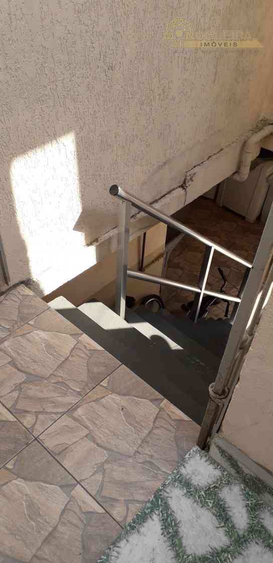 Sobrado 3 Dormitórios  - Soberana