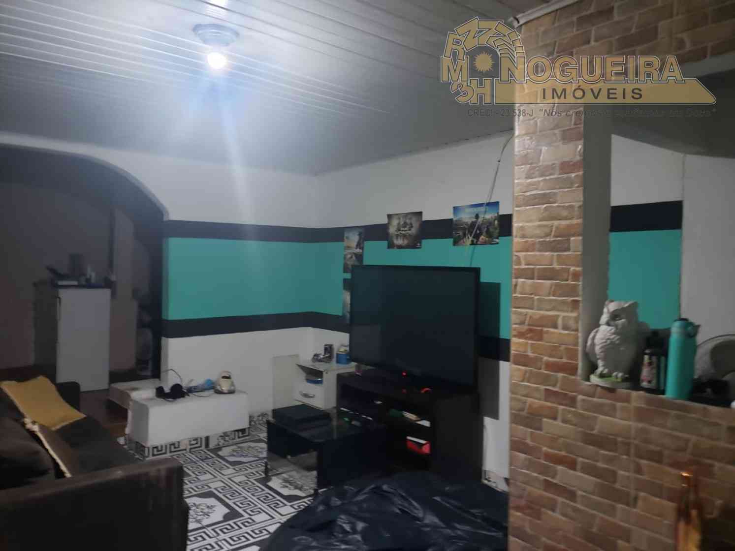 Casa Semi Terrea - 2 Dormitórios - Jardim Santa Cecilia