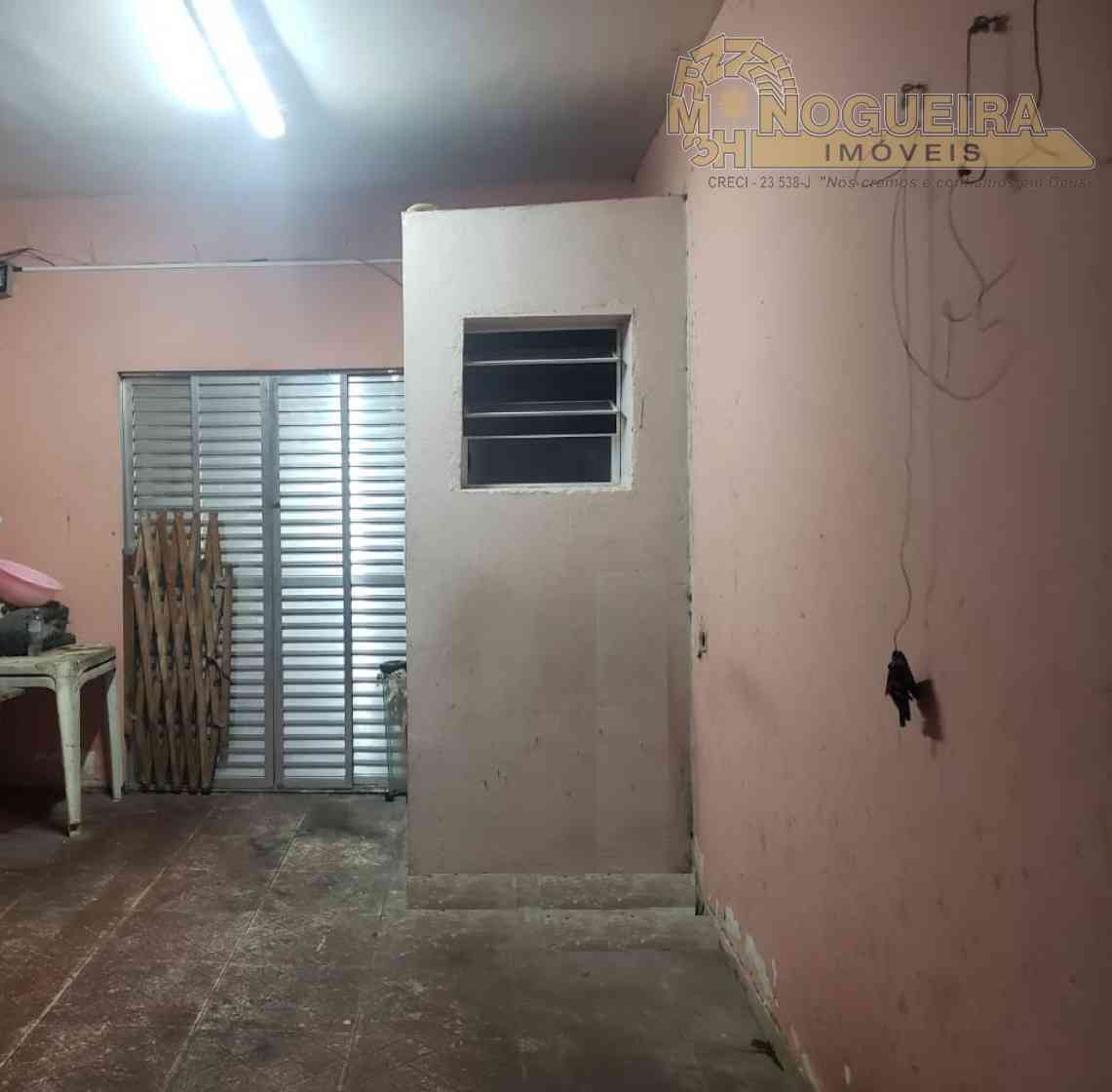 Casa Semi Terrea - 2 Dormitórios - Jardim Santa Cecilia