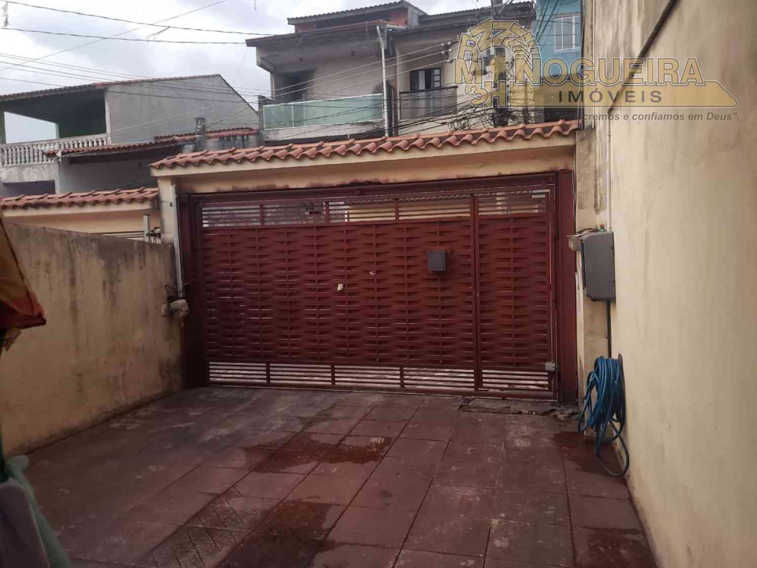 Casa Semi Terrea - 2 Dormitórios - Jardim Santa Cecilia