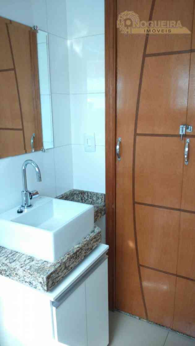 Ótimo sobrado Jardim Ponte Rasa