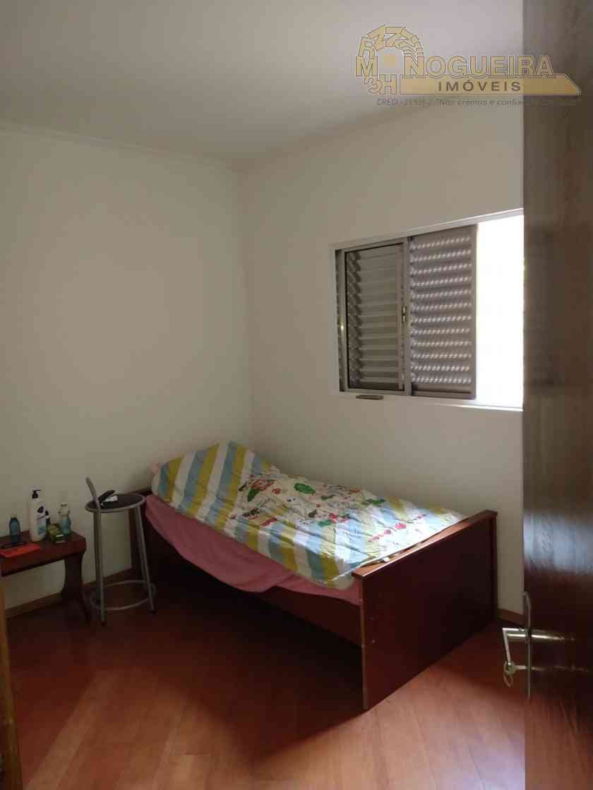 Sobrado no Jd. Almeida Prado