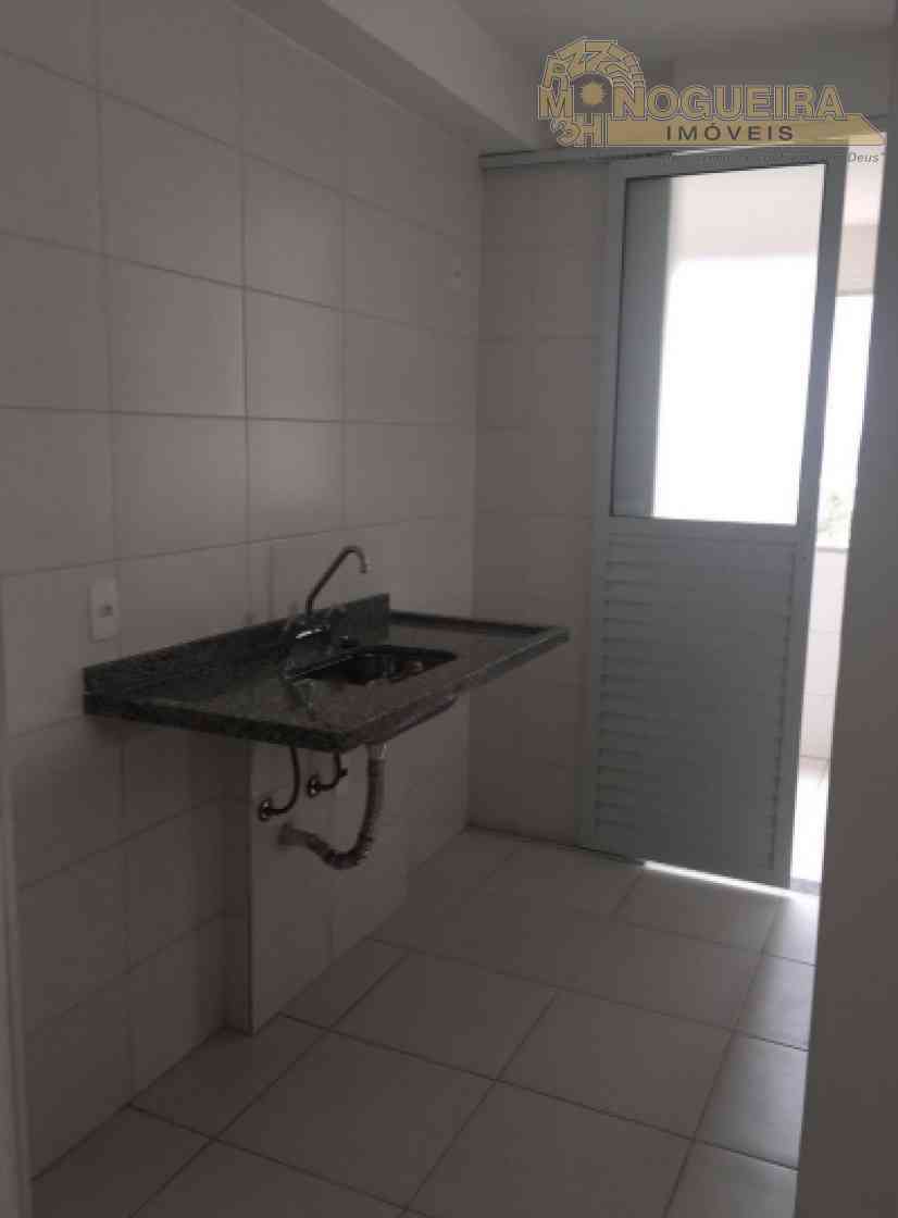 Apto 3 Dormitórios c/ 1 Suíte - Vila Flórida