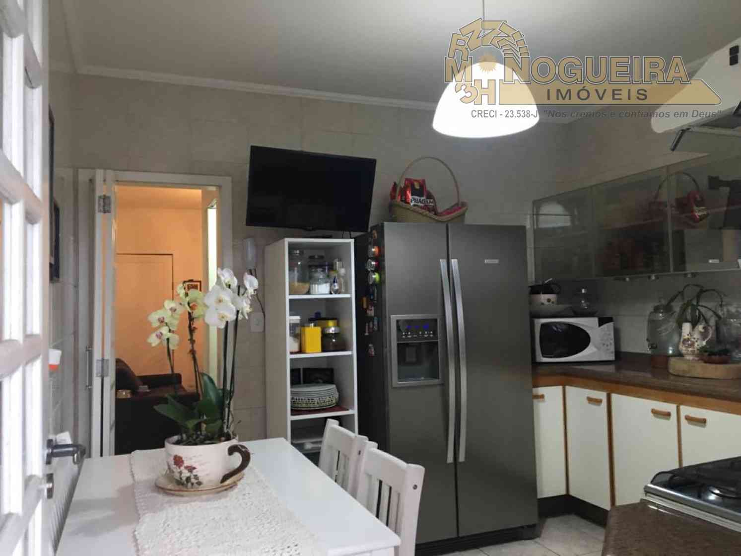 Sobrado em condomínio fechado, 95 m2 , a venda na Ponte Grande - Guarulhos/SP.