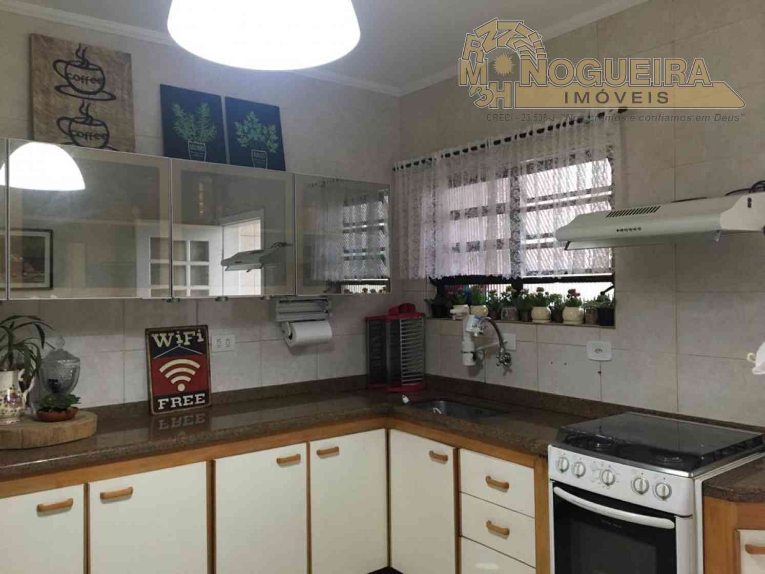 Sobrado em condomínio fechado, 95 m2 , a venda na Ponte Grande - Guarulhos/SP.