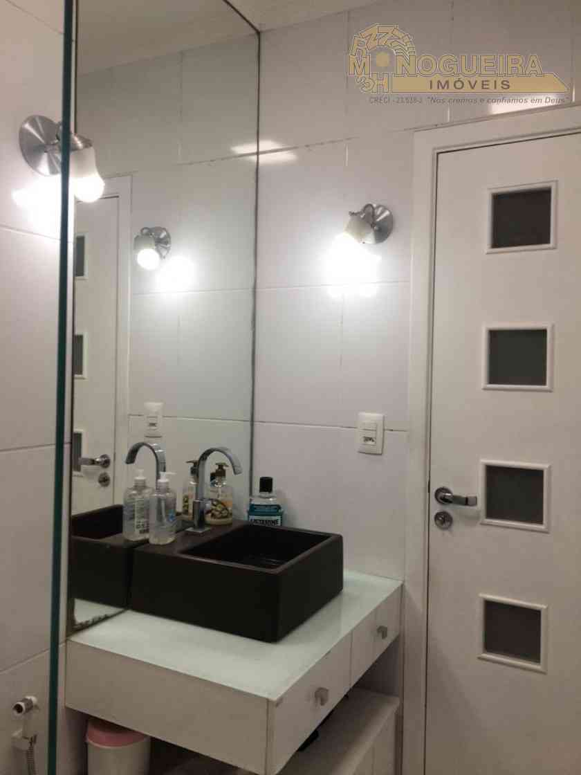 Sobrado em condomínio fechado, 95 m2 , a venda na Ponte Grande - Guarulhos/SP.