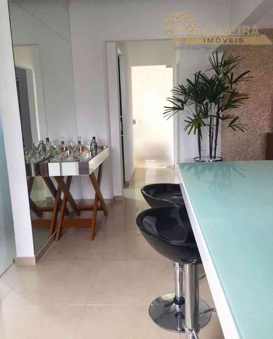 Casa em Arujá com piscina