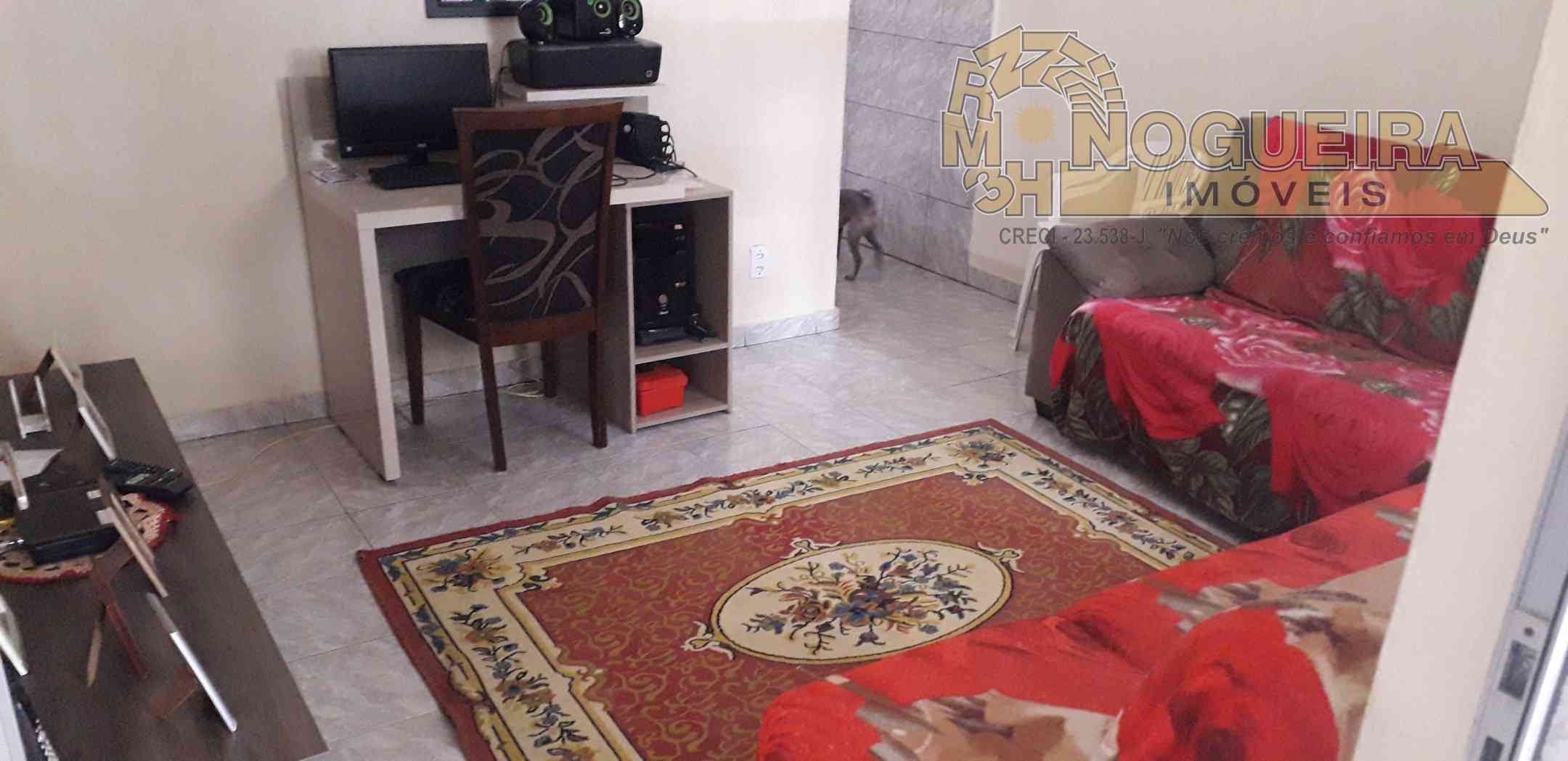 Casa Semi Terrea 2 Dormitórios c/ 1 Suíte  - Mikail