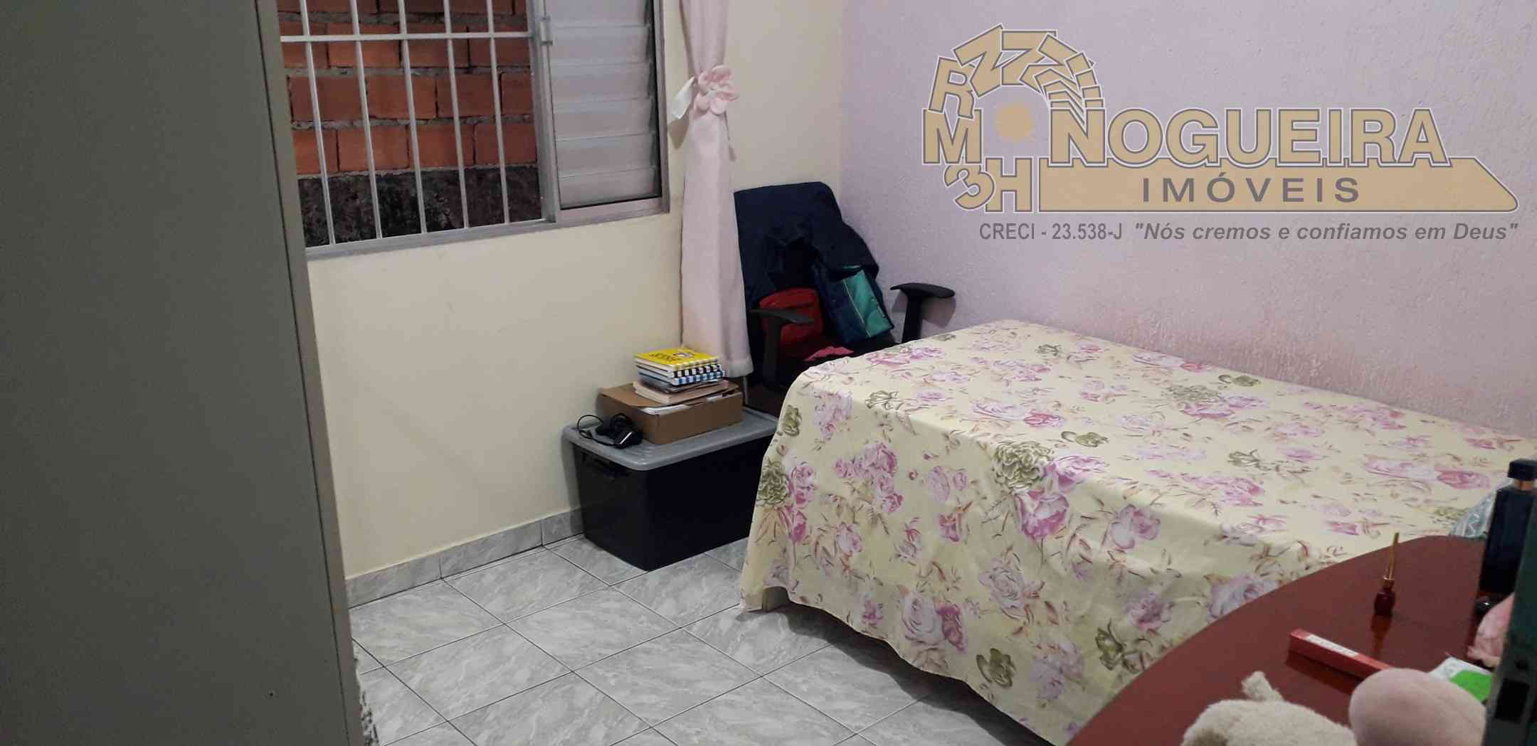 Casa Semi Terrea 2 Dormitórios c/ 1 Suíte  - Mikail