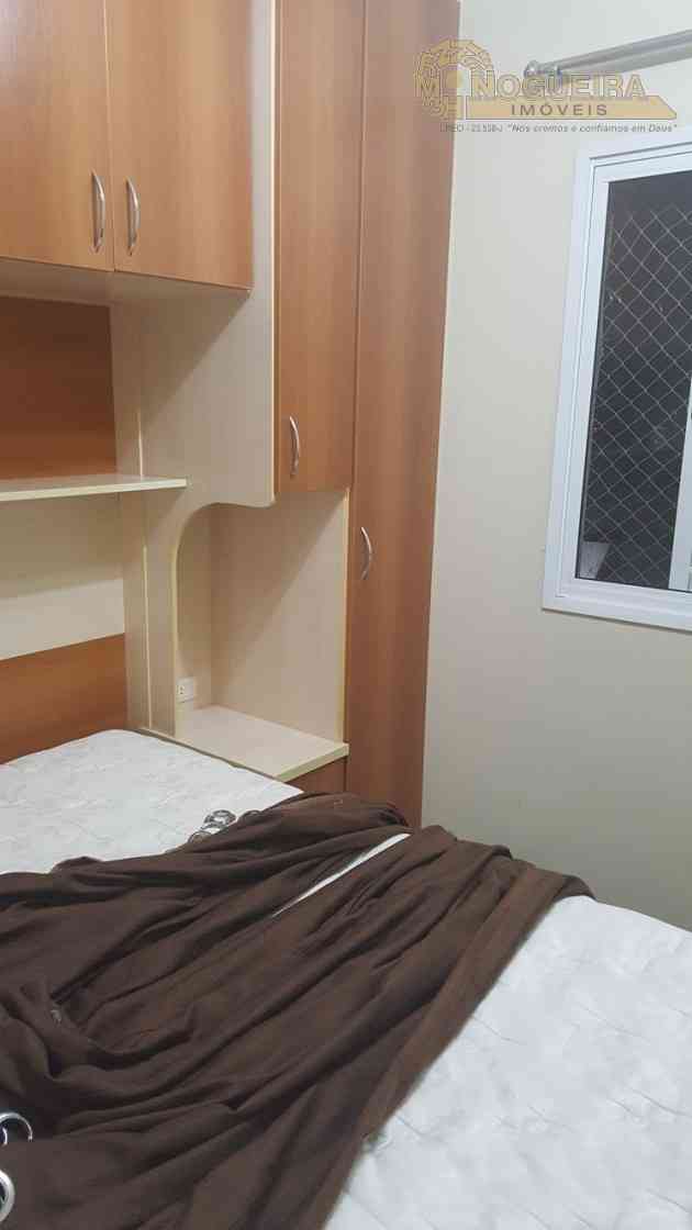 Apartamento 3 Dormitórios c/ 1 Suiíte -   Vila Rosalia