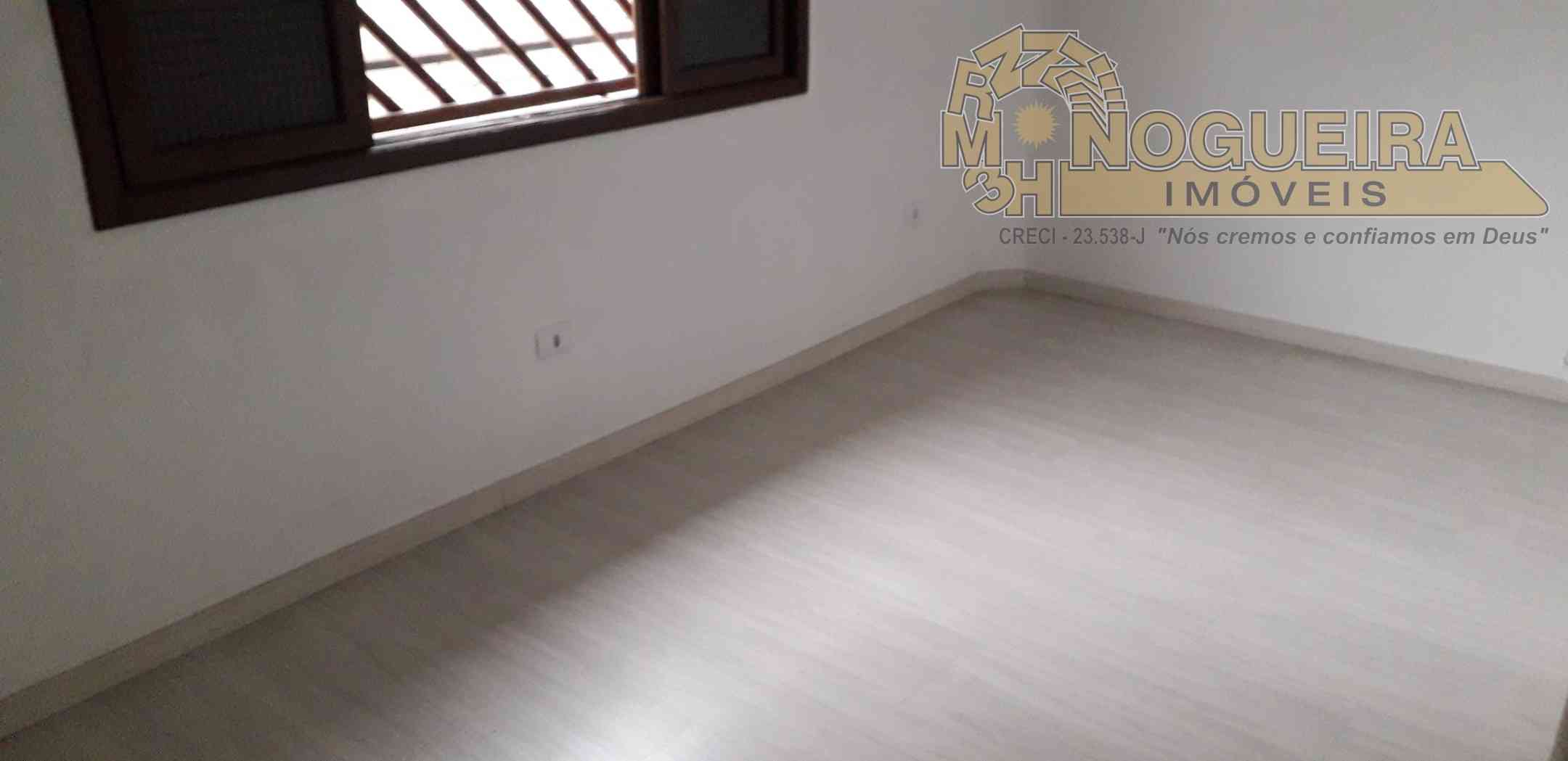 Sobrado 3 Dormitórios c/ 1 Suíte  - Vila Flórida