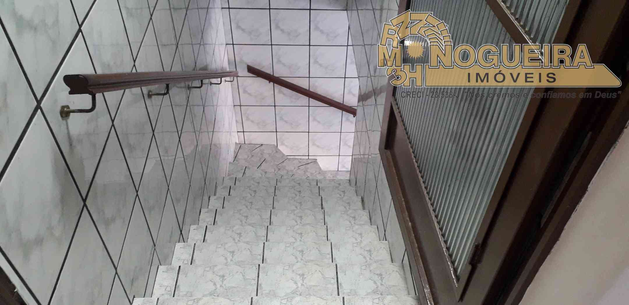 Sobrado 3 Dormitórios c/ 1 Suíte  - Vila Flórida