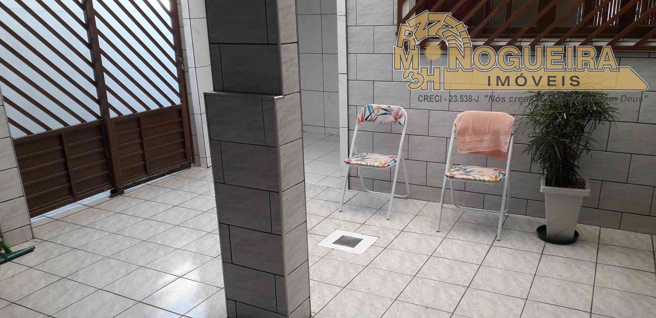 Sobrado 3 Dormitórios c/ 1 Suíte  - Vila Flórida