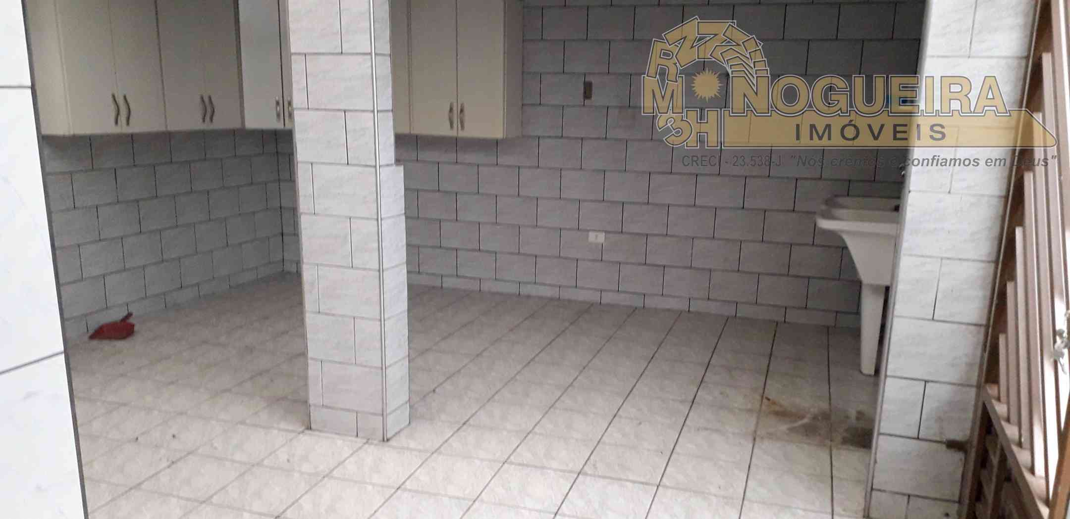 Sobrado 3 Dormitórios c/ 1 Suíte  - Vila Flórida