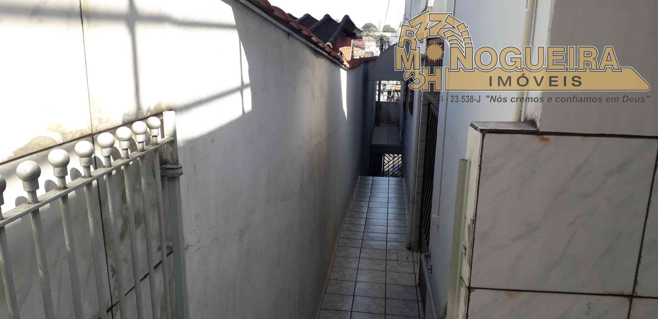 Sobrado 3 Dormitórios c/ 1 Suíte  - Vila Flórida