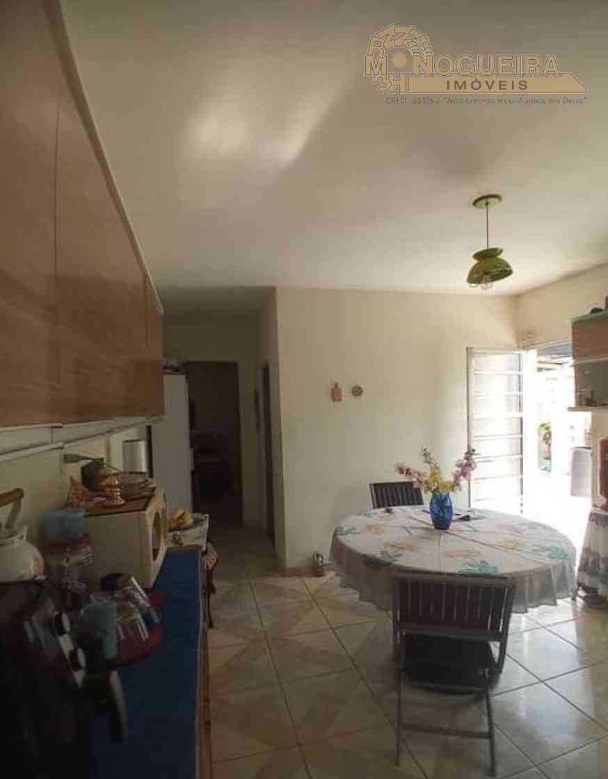 Casa Terrea 1 Dormitório - Cidade Seródio