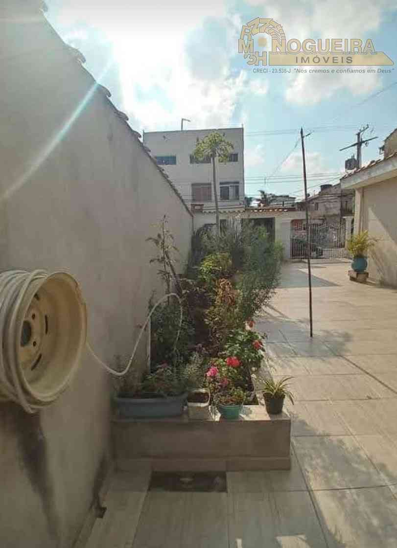 Casa Terrea 1 Dormitório - Cidade Seródio