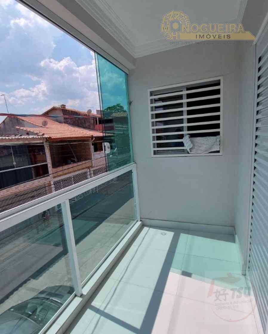 Sobrado 4 Dormitórios c/ 1 Suíte - Condomínio Haroldo Veloso