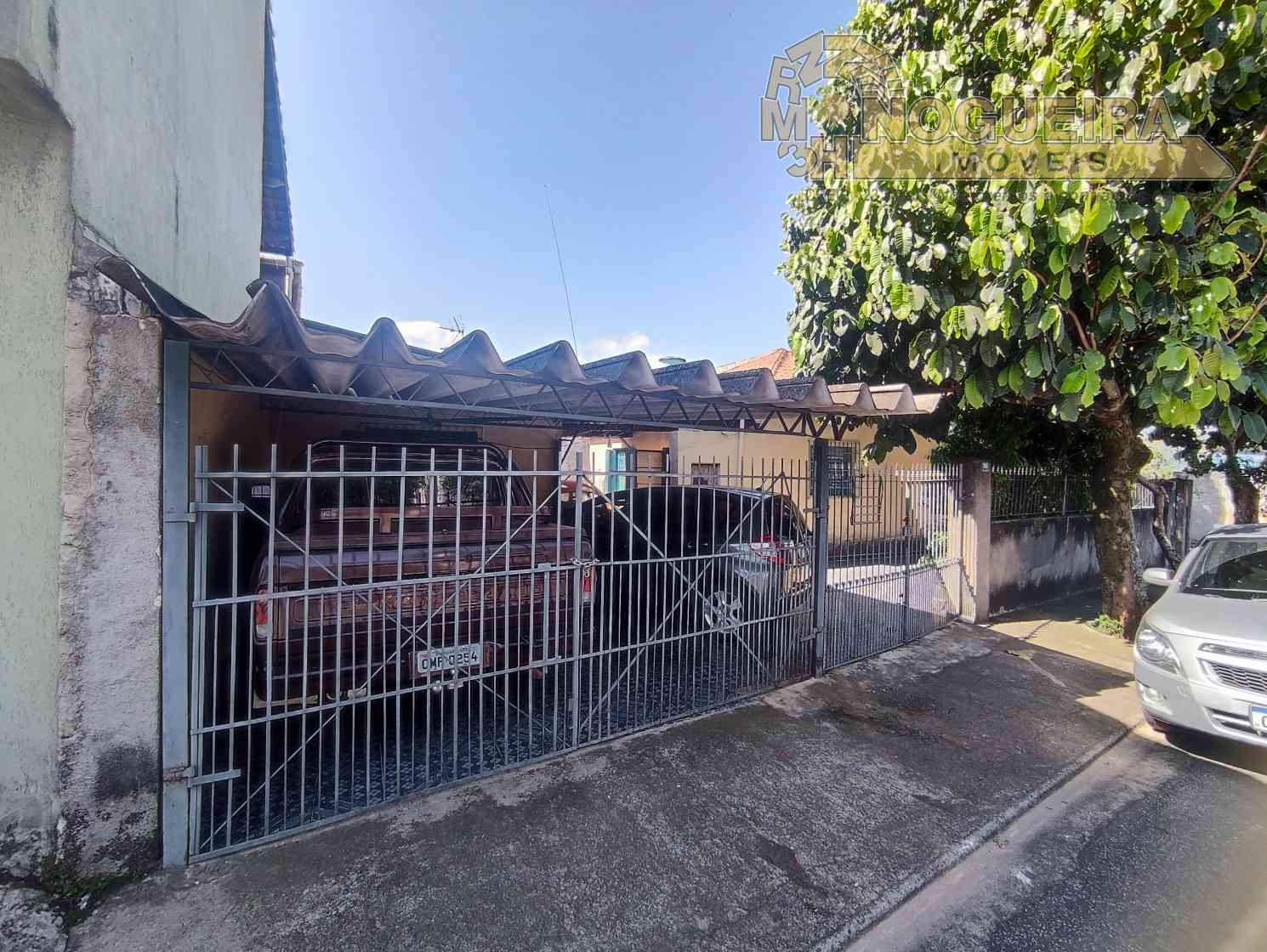 Ótimo terreno com  Casa antiga