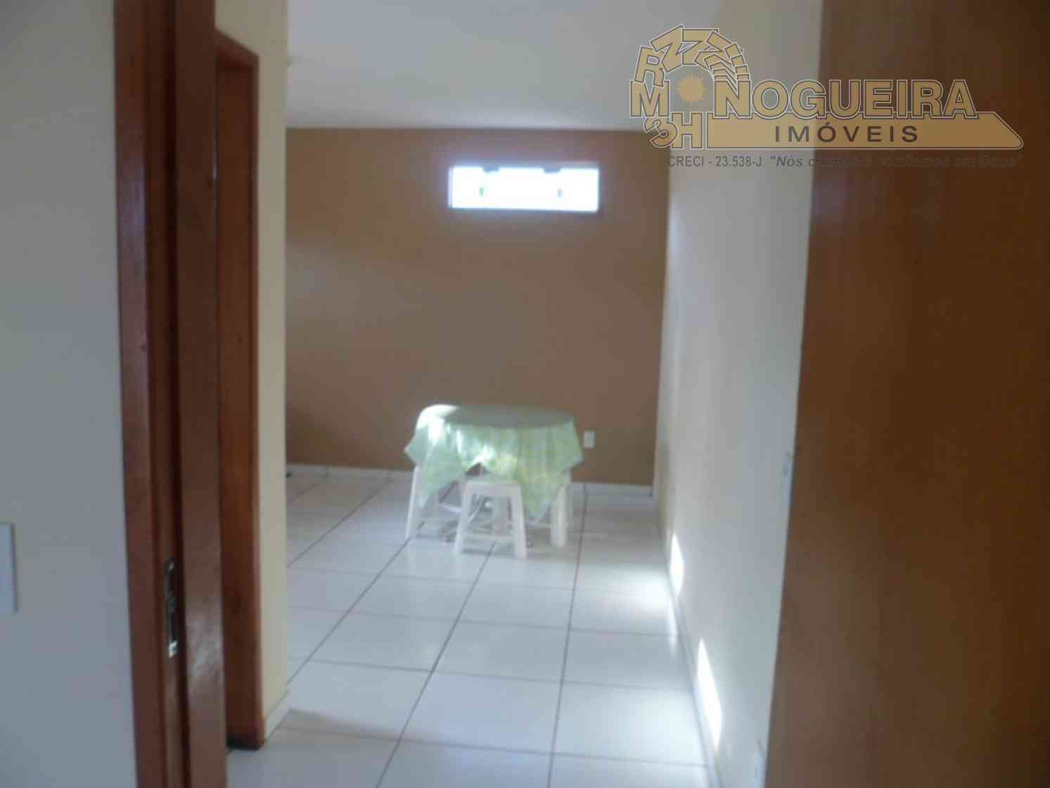 Sobrado 3 Dormitórios com 1 Suíte - Rio Vermelho - Santa Catarina