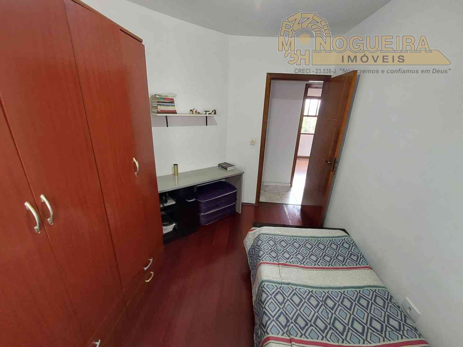 Ótimo Sobrado - Vila São João Batista - Santa Emilia