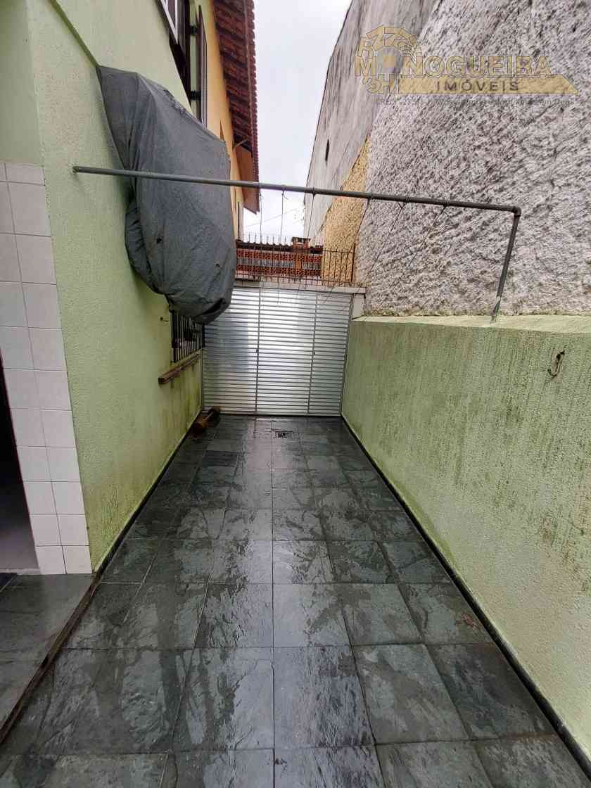 Ótimo Sobrado - Vila São João Batista - Santa Emilia