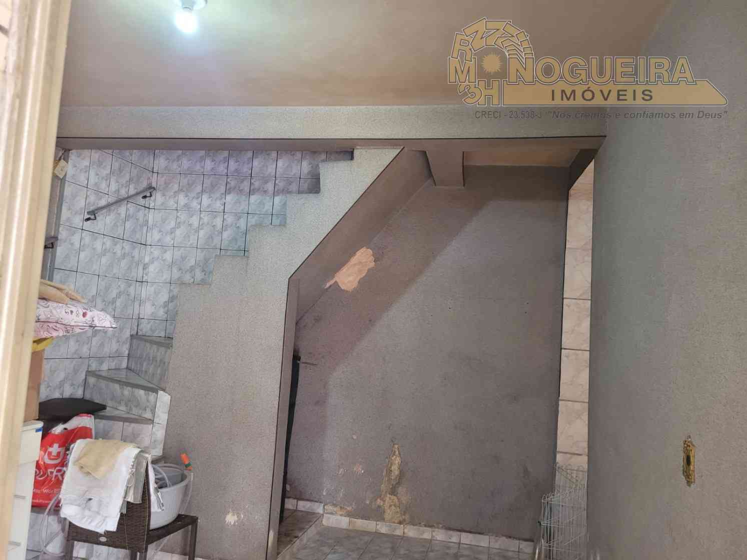 Otima casa assobrada com piscina no Jardim das Nações