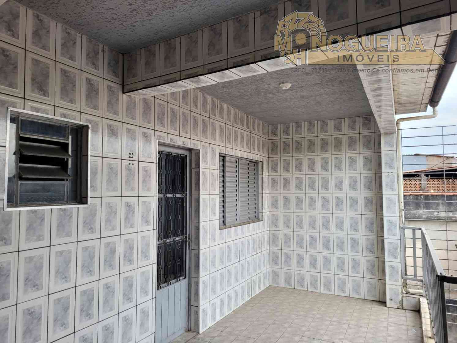 Otima casa assobrada com piscina no Jardim das Nações