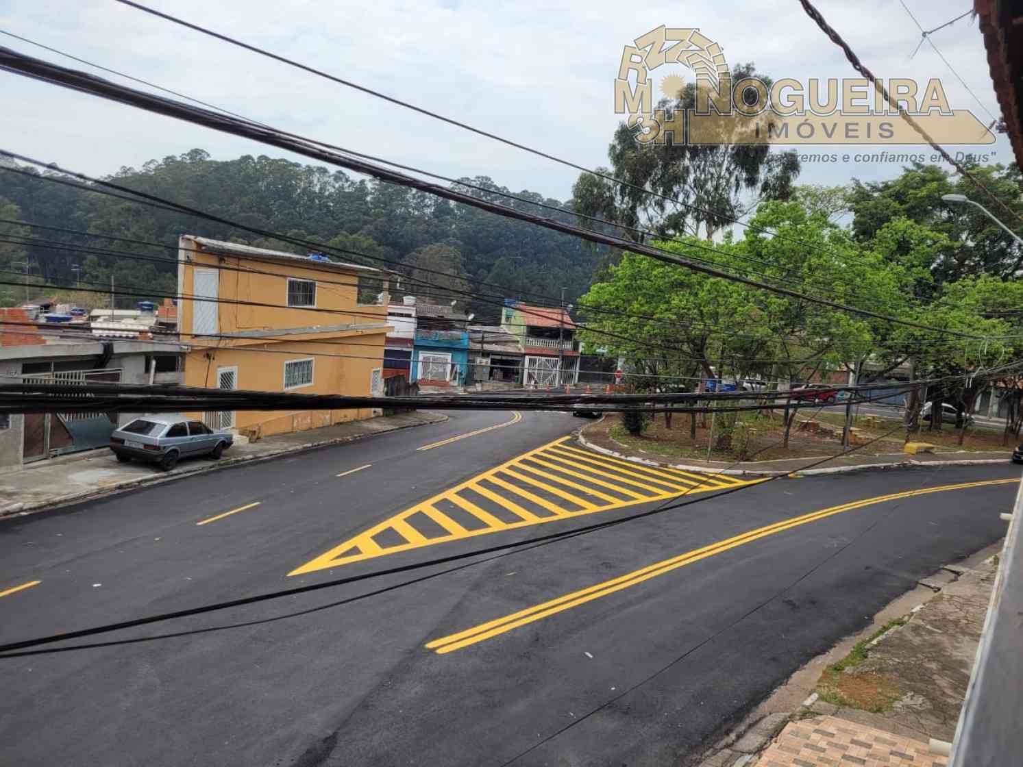 Otima casa assobrada com piscina no Jardim das Nações