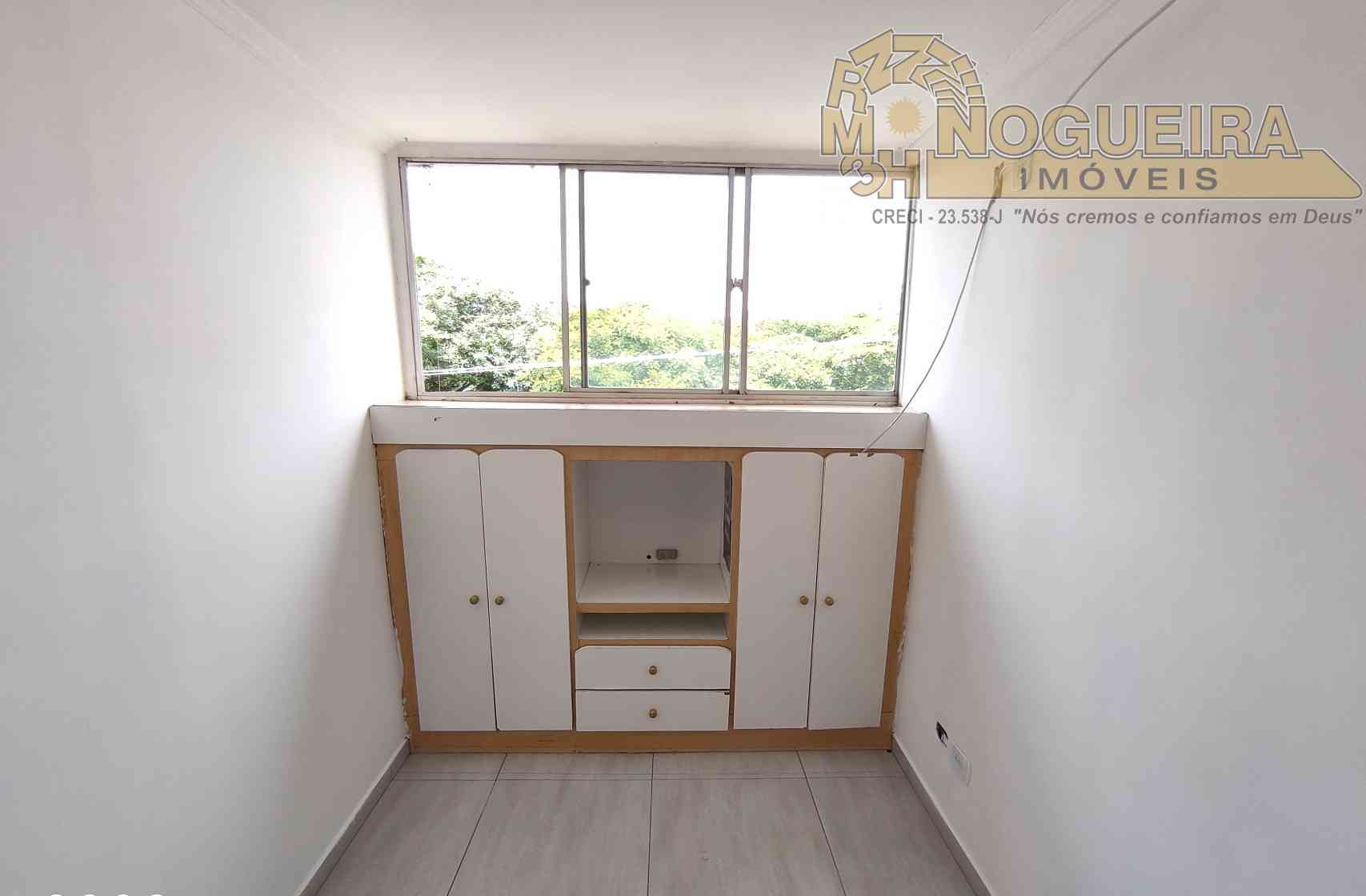 Apartamento Condomínio Rio de Janeiro 3º andar Pq. Cecap