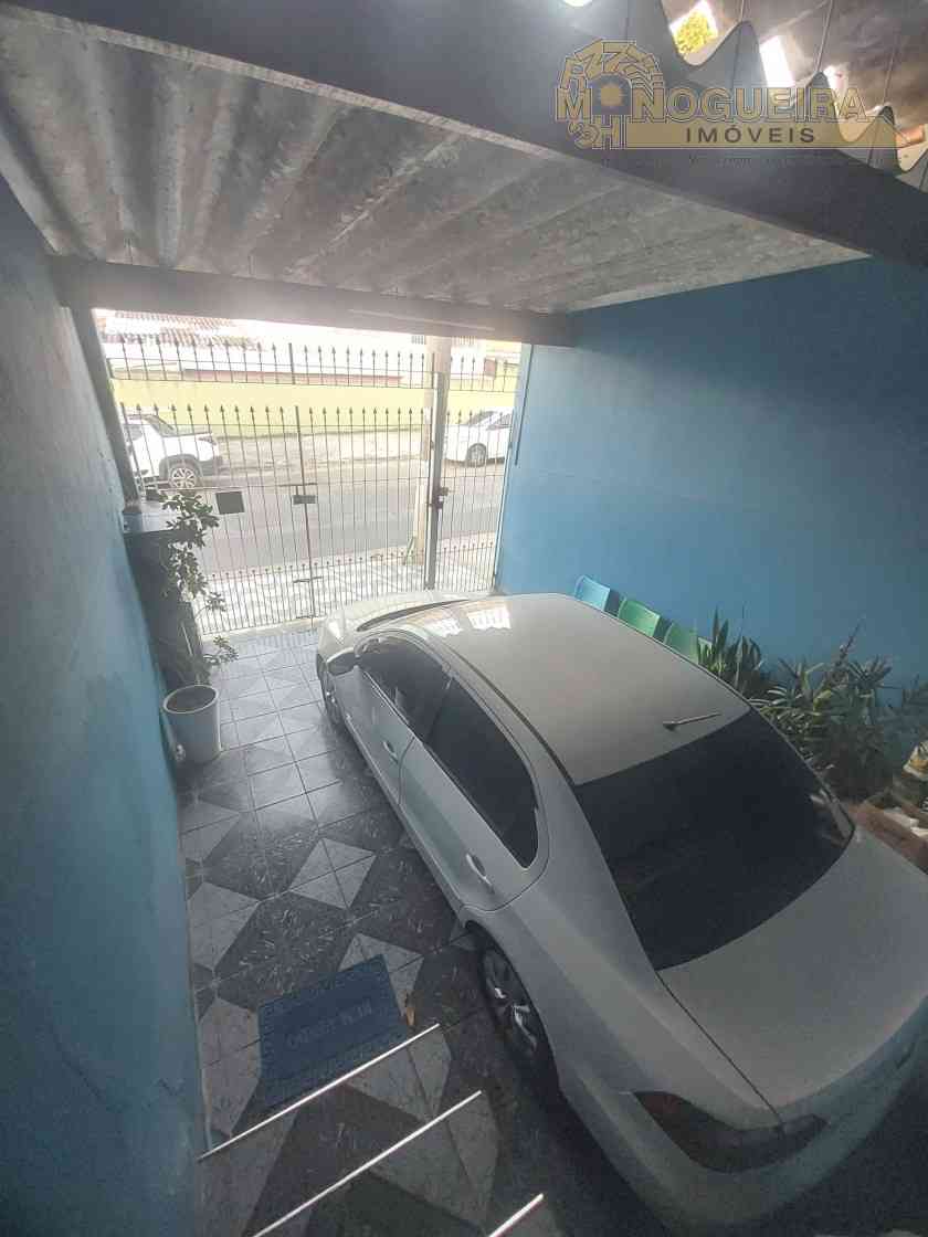 Ótimo Sobrado Vila Barros com 2 dormitórios