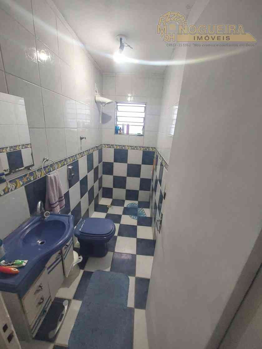 Ótimo Sobrado Vila Barros com 2 dormitórios