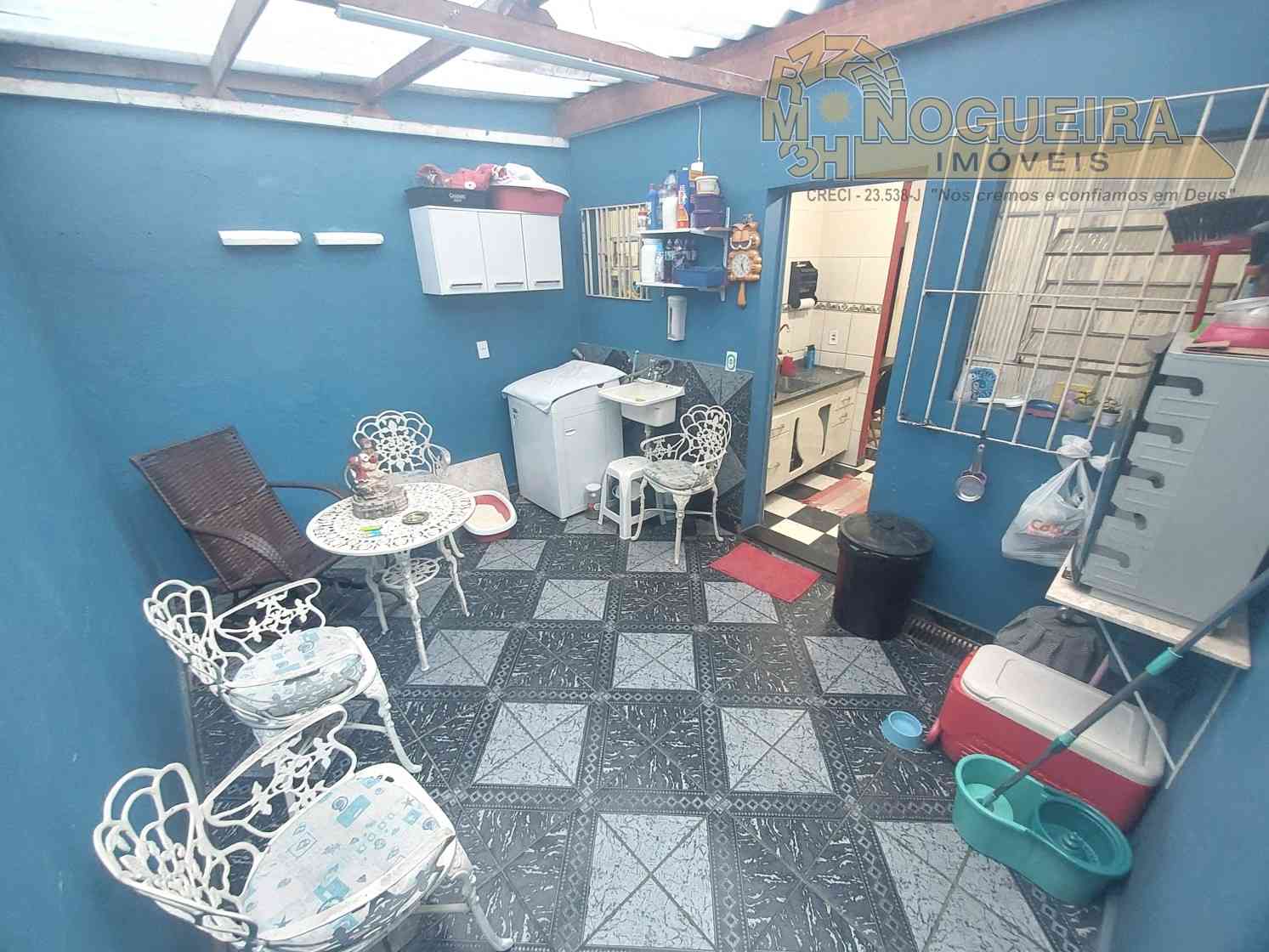 Ótimo Sobrado Vila Barros com 2 dormitórios