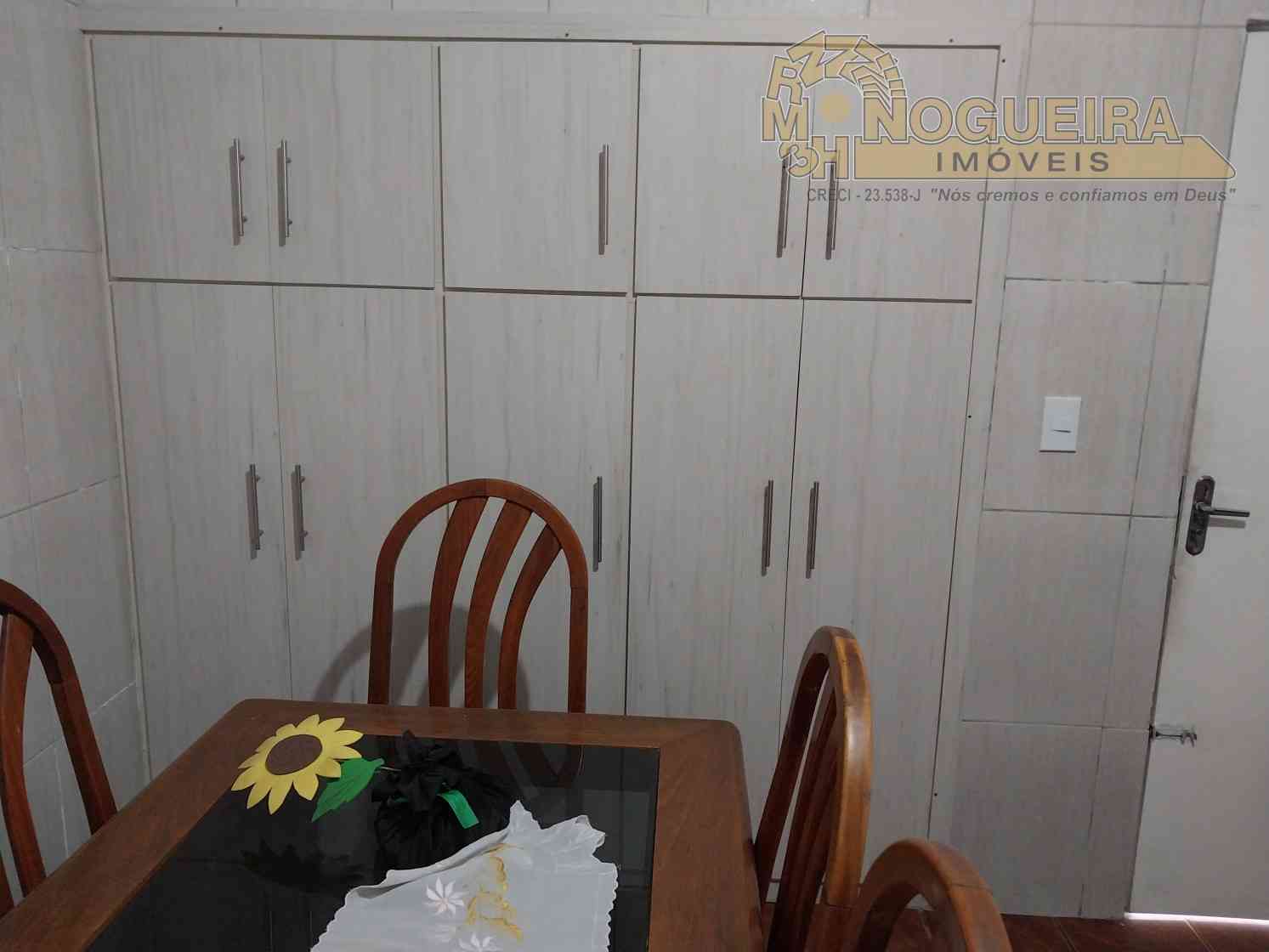 Sobrado 2 Dormitórios - Parque Brasilia