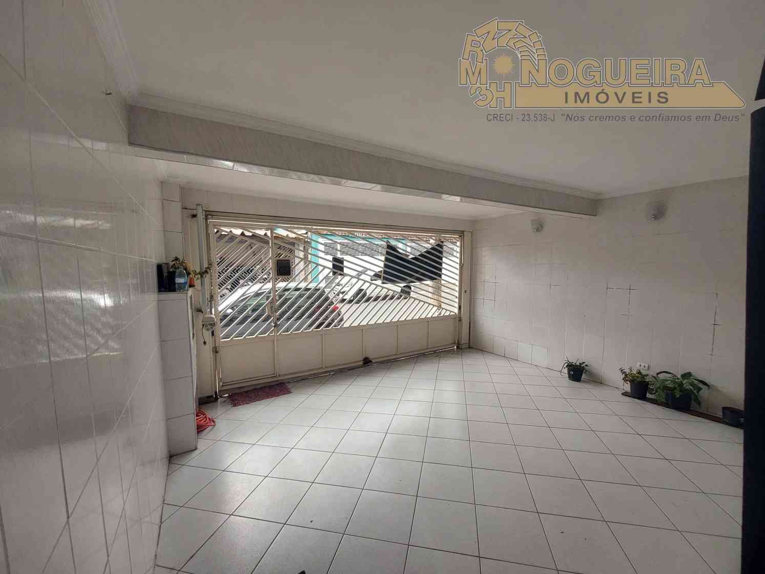 Ótimo Sobrado no Jardim Monte Carmelo