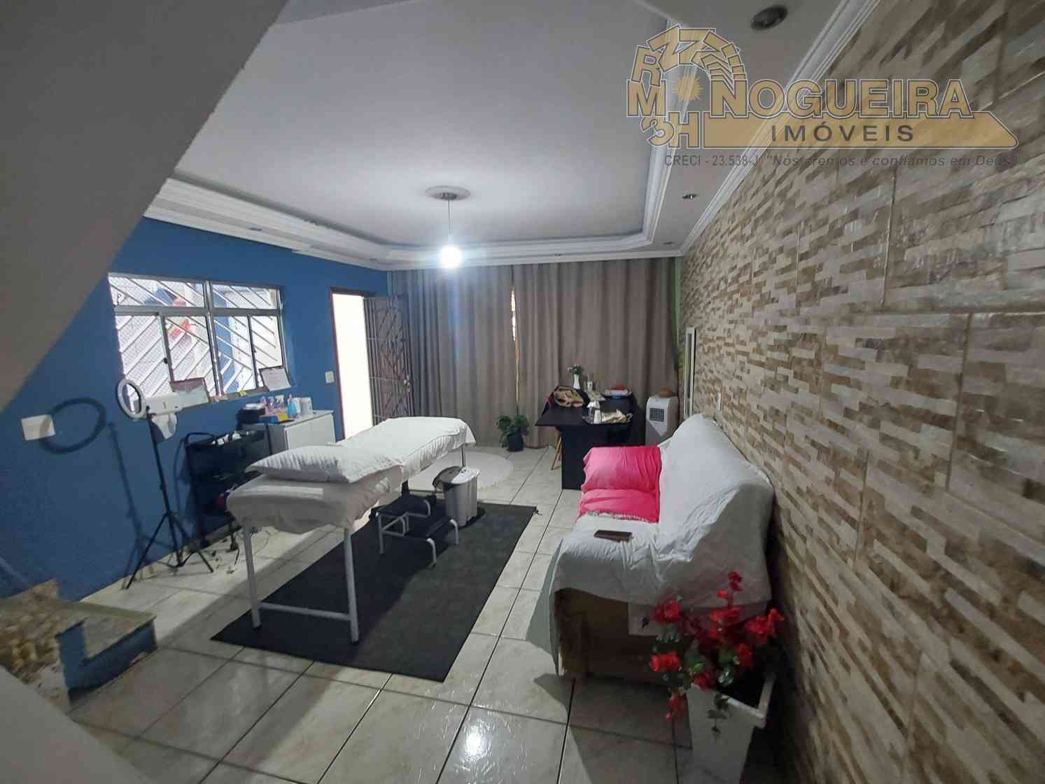 Ótimo Sobrado no Jardim Monte Carmelo