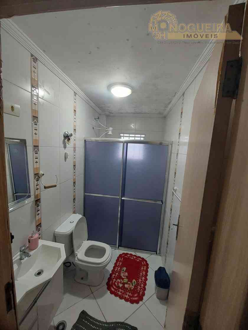 Ótimo Sobrado no Jardim Monte Carmelo