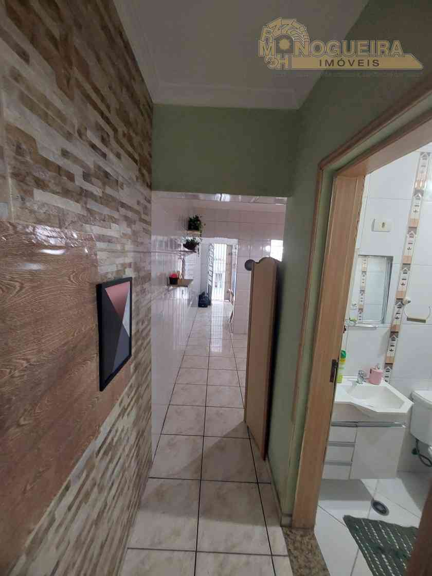 Ótimo Sobrado no Jardim Monte Carmelo