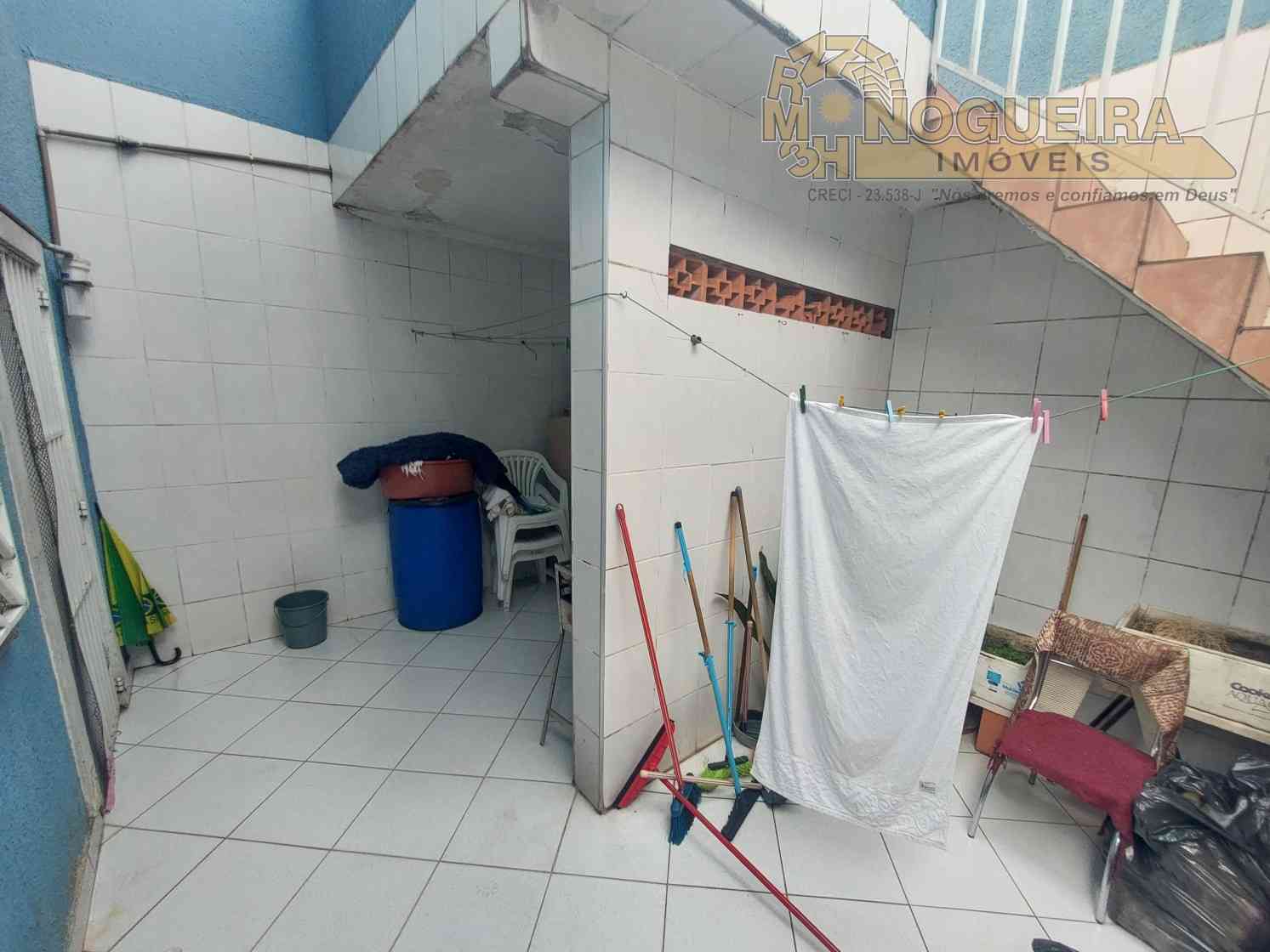 Ótimo Sobrado no Jardim Monte Carmelo