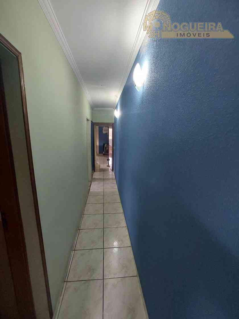 Ótimo Sobrado no Jardim Monte Carmelo