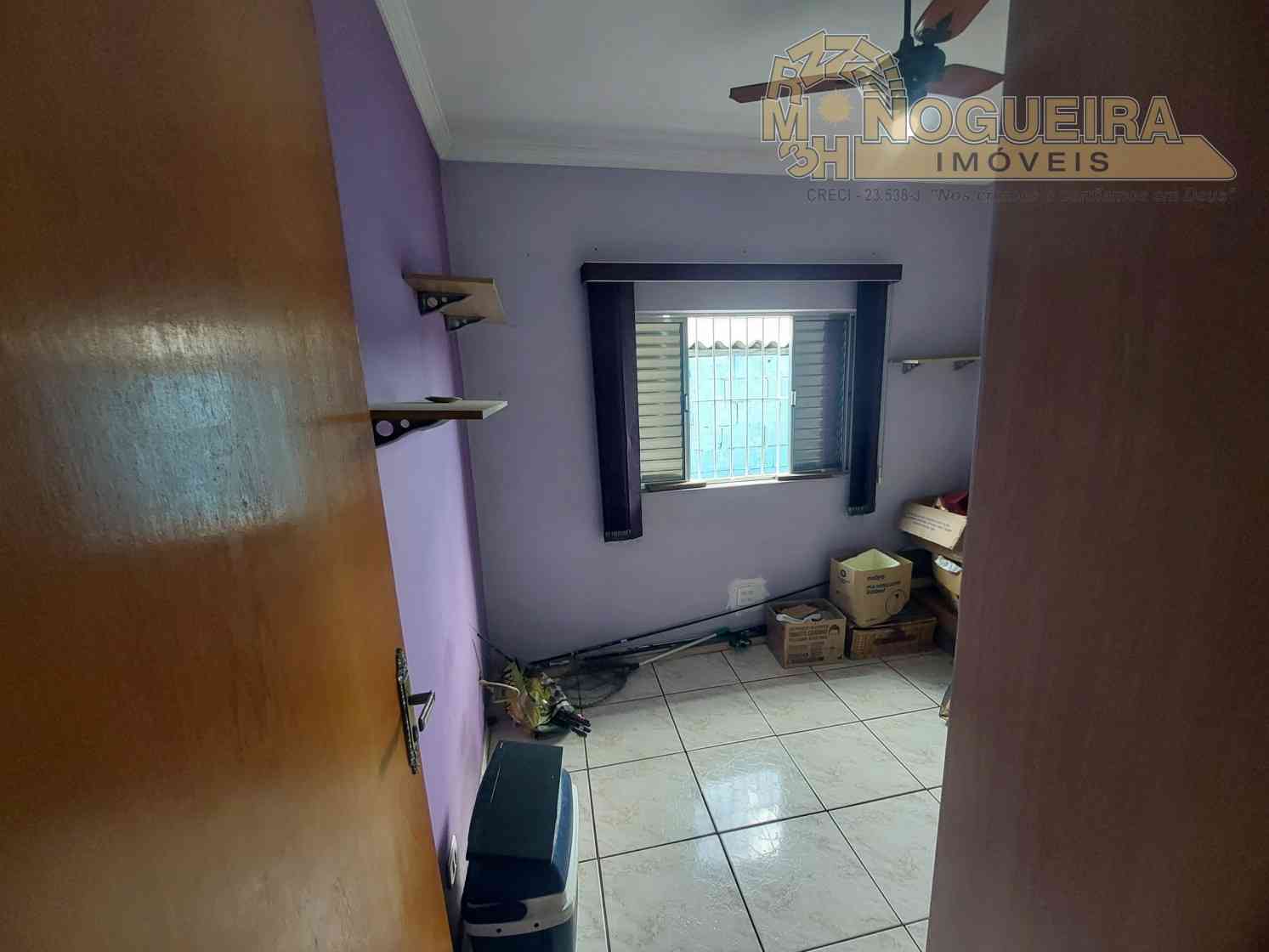 Ótimo Sobrado no Jardim Monte Carmelo