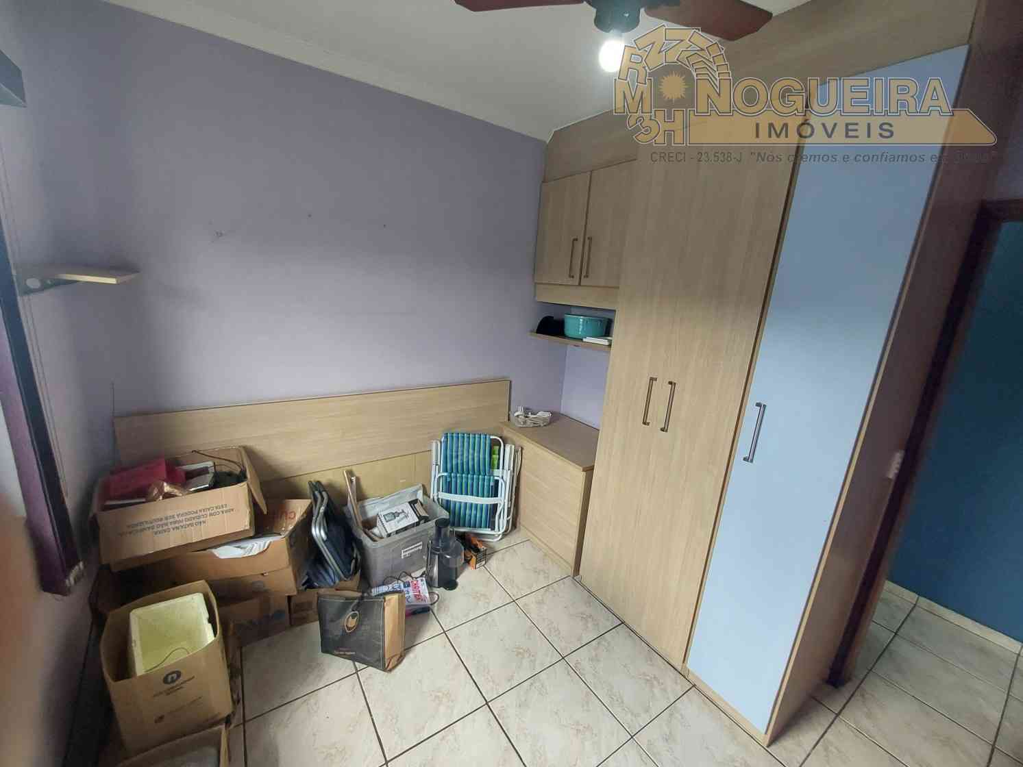 Ótimo Sobrado no Jardim Monte Carmelo