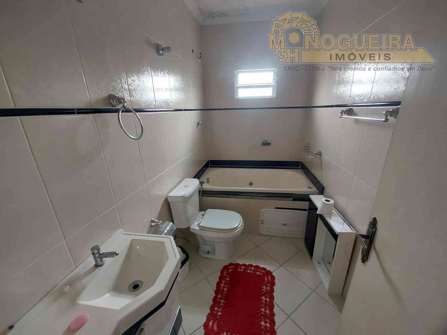 Ótimo Sobrado no Jardim Monte Carmelo