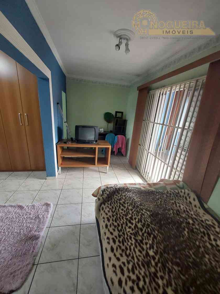 Ótimo Sobrado no Jardim Monte Carmelo