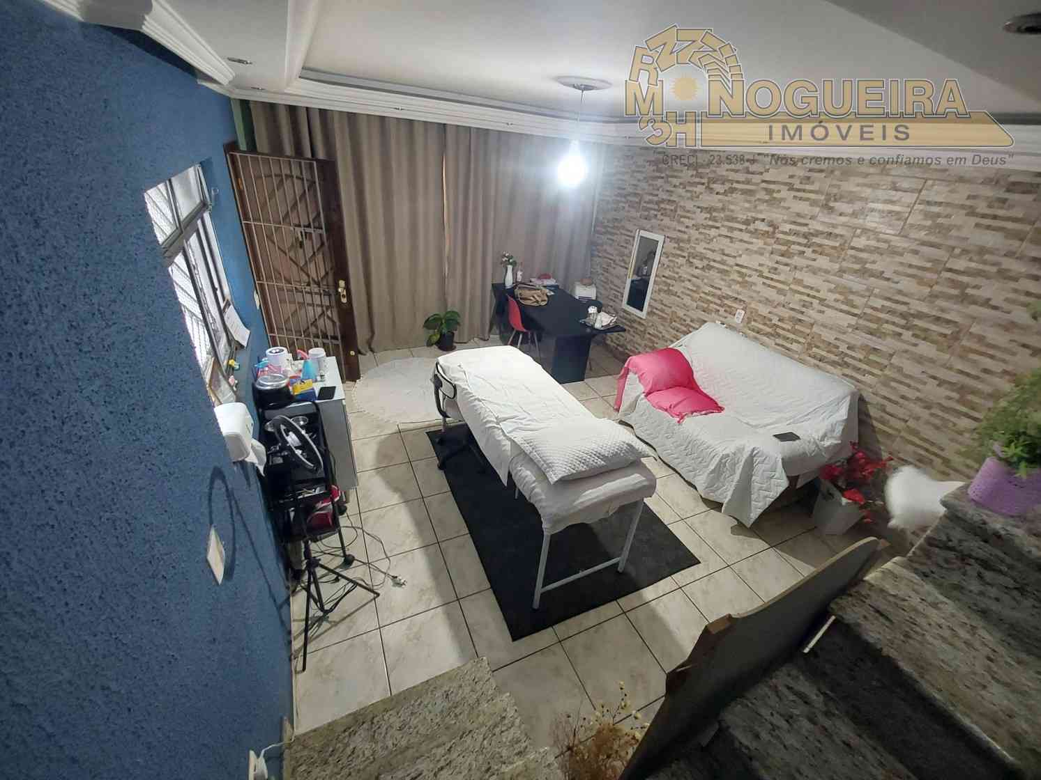 Ótimo Sobrado no Jardim Monte Carmelo