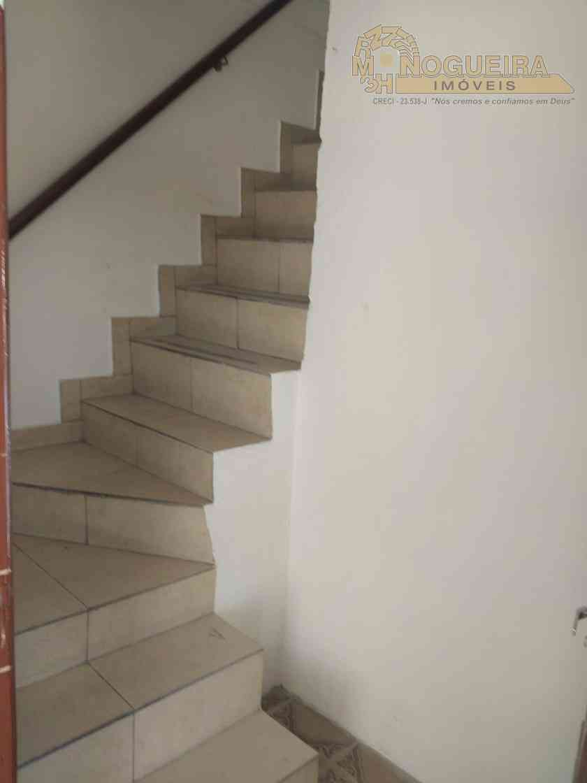 Ótimo Sobrado Residencial ou Comercial no Jardim Maria Dirce